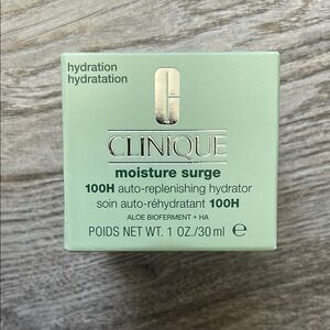 Clinique Moisture Surge 100H